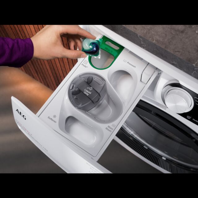 AEG LFR74944UD 9kg 1400 Spin Washing Machine - White
