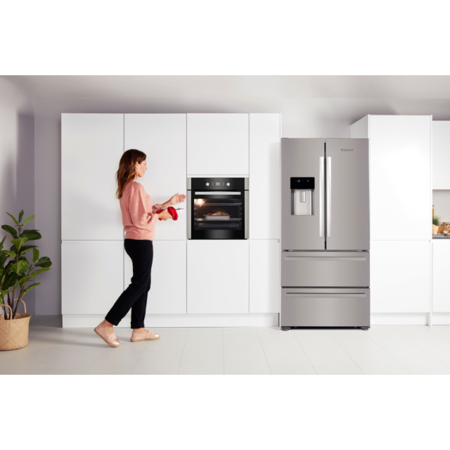 Blomberg OEN9331XP 59.4cm Built In Pyrolytic Electric Single Oven - Stainless Steel