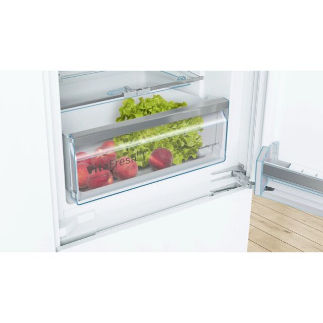Bosch KIS86AFE0G 55.8cm 70/30 Integrated Low Frost Fridge Freezer