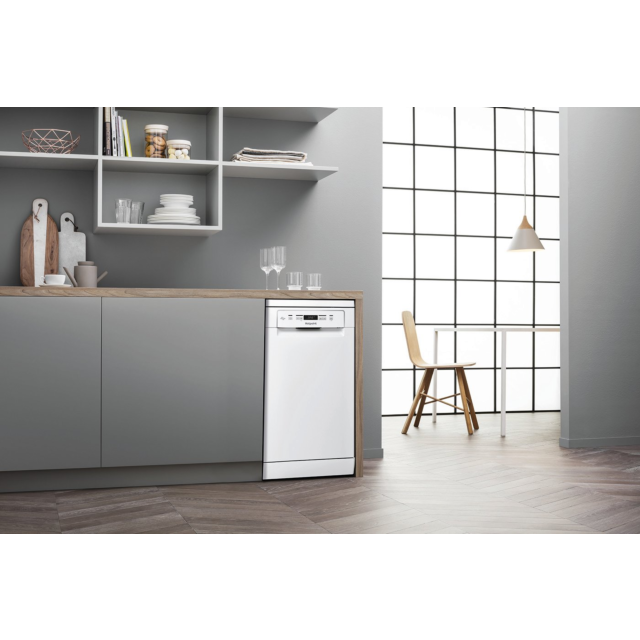 Hotpoint HSFCIH4798FS Slimline Dishwasher - White - 10 Place Settings