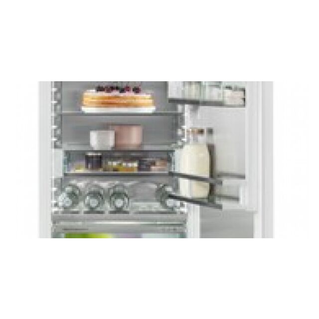 Liebherr IRBCI 5180 Stainless Steel Built On Tall Larder Fridge - Peak With Biofresh And Hydrospring