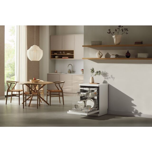 Miele G5110 SC Freestanding Dishwasher