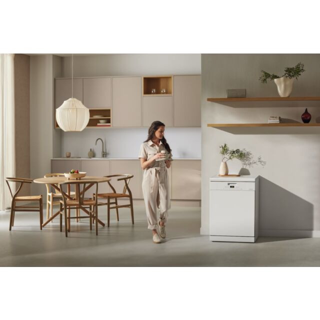 Miele G5110 SC Freestanding Dishwasher