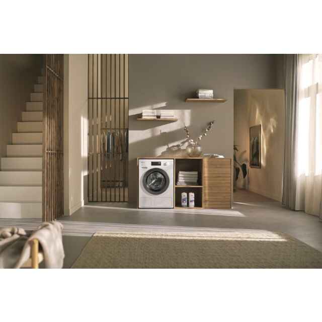 Miele WED665WCS W1 8Kg Front-Loading Washing Machine Twindos And Miele@Home – Smart Laundry Care 