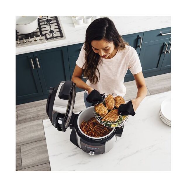 Ninja OL650UK  7 5L 14 In 1 One Lid Multi Cooker Black / Stainless Steel