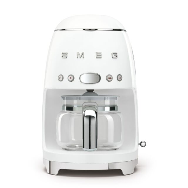 Smeg DCF02WHUK White Drip 50S Style Coffee Machine With Filter