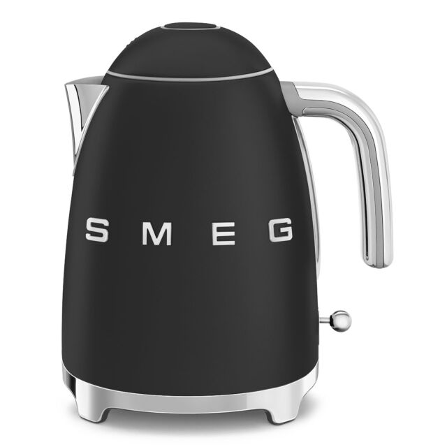 Smeg KLF03BLMUK Matte Black Retro Style 1.7L Kettle 