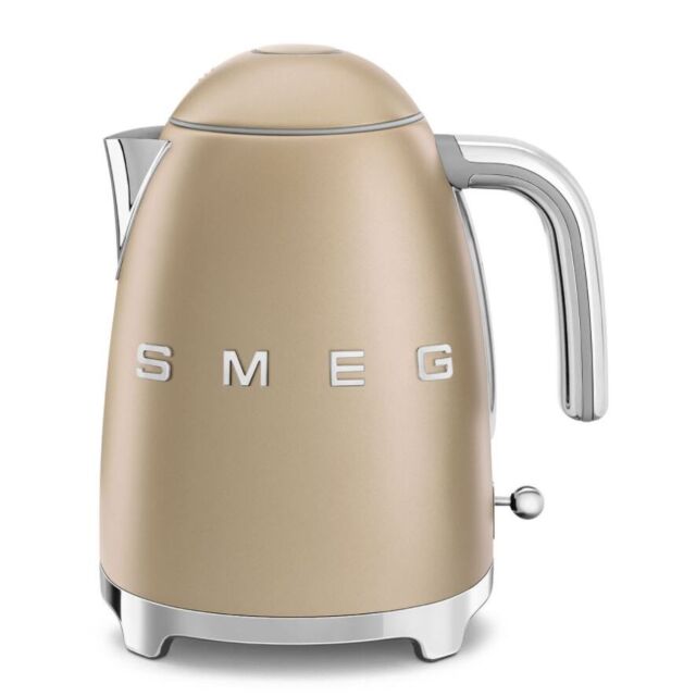 Smeg KLF03CHMUK Champagne Retro Style 1.7 Litre Kettle