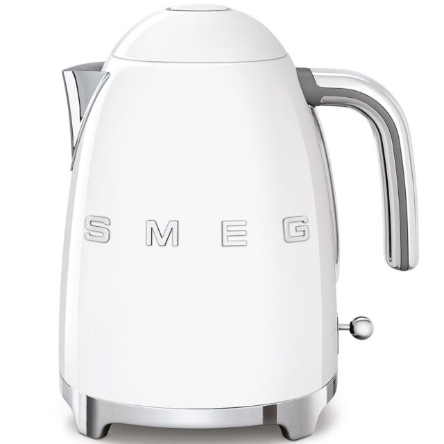Smeg KLF03WHUK White 50S Style Kettle 